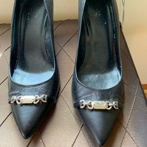 Gucci pumps